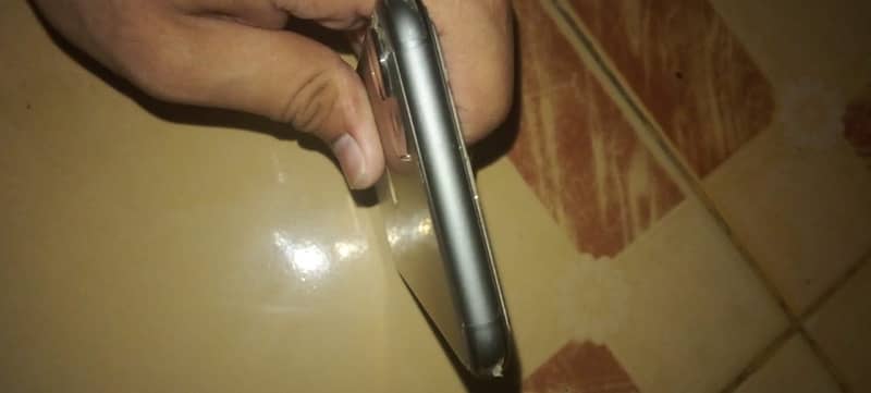 iphone 11 factory unlock 4