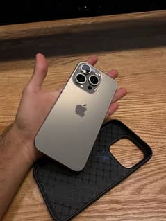 Apple Iphone 15 pro 128[read description]
