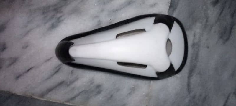 Used cricket hard ball kit for 12 to 15 year old boys 4