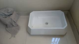 Vanity White 22 by 14