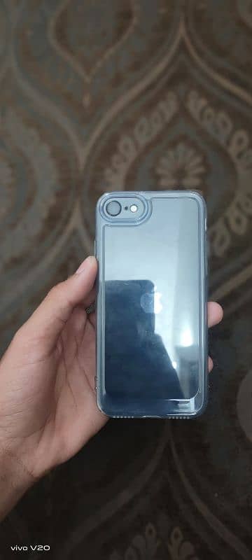 iphone se 3 (2022) 1