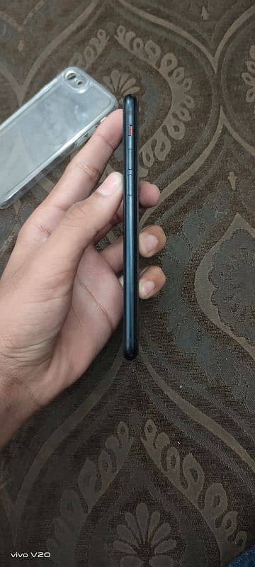iphone se 3 (2022) 4