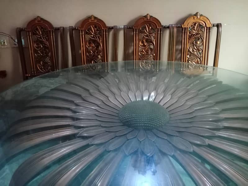 6 Chairs Wooden Round Dining table with glass top 4