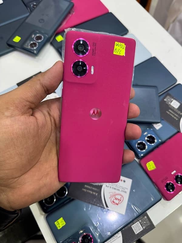 PTA APPROVED EDGE-50 Fusion Snapdragon 7s Gen-2 5000MAH AVAILABLE NOW 3