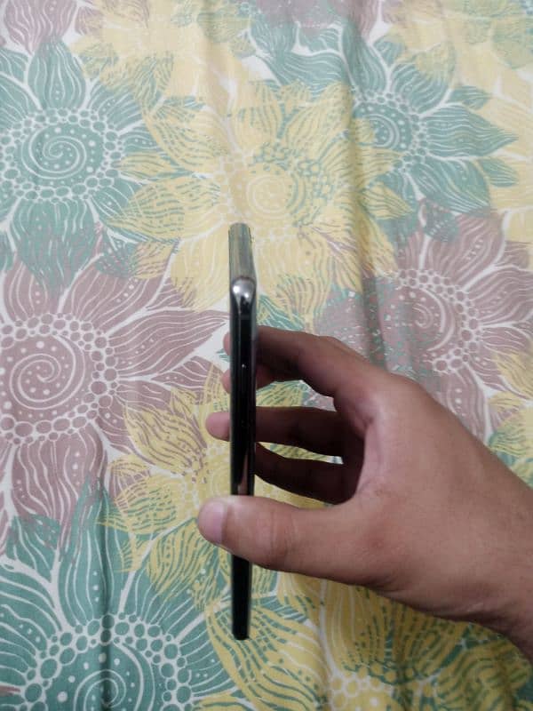 SAMSUNG S10 PLUS (Dual sim pta) 5