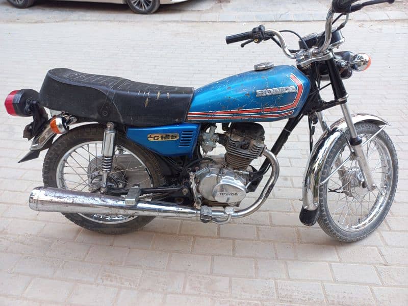 CG 125, 1983 3