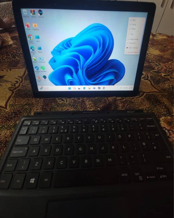 Need Money By selling This Surface Tablet 0