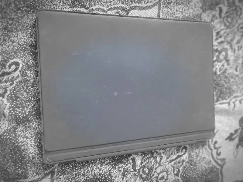 Need Money By selling This Surface Tablet 2