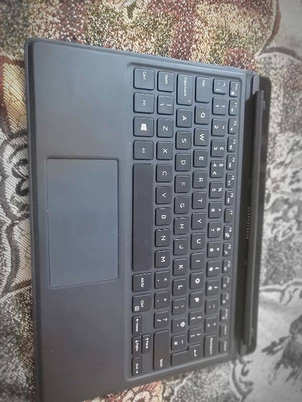 Need Money By selling This Surface Tablet 3
