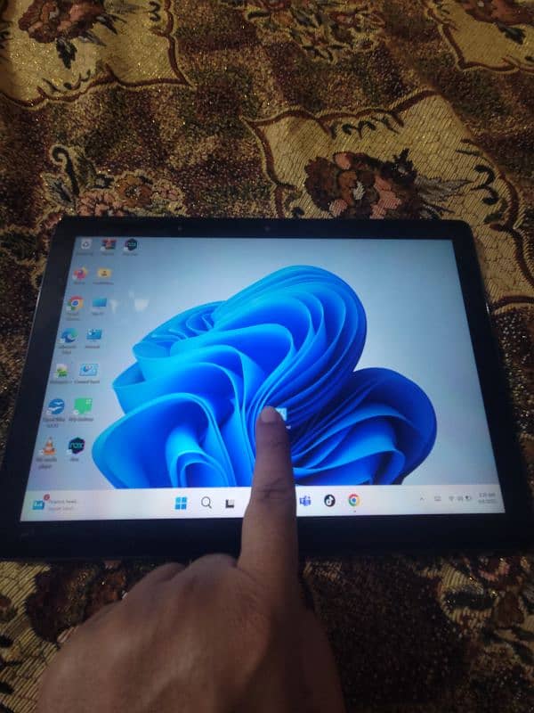 Need Money By selling This Surface Tablet 8