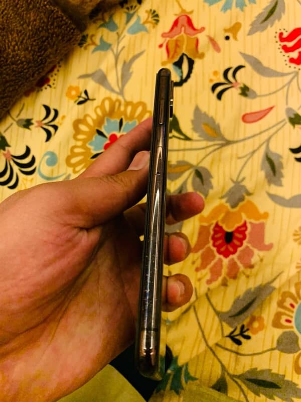 Iphone Xsmax dual sim pta approved 0
