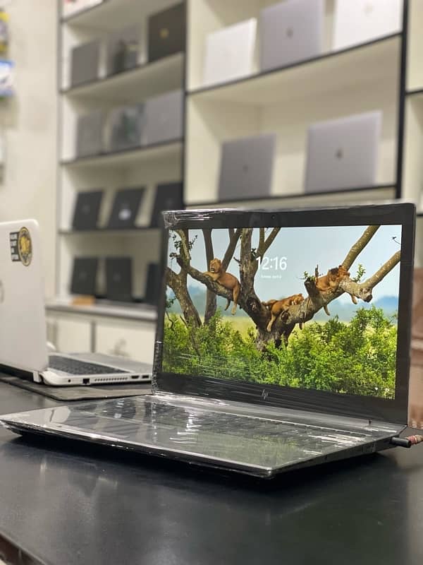 HP ZBOOK 15 G5 | core i7 8th gen H processor | 4gb GPU LAPTOP 0