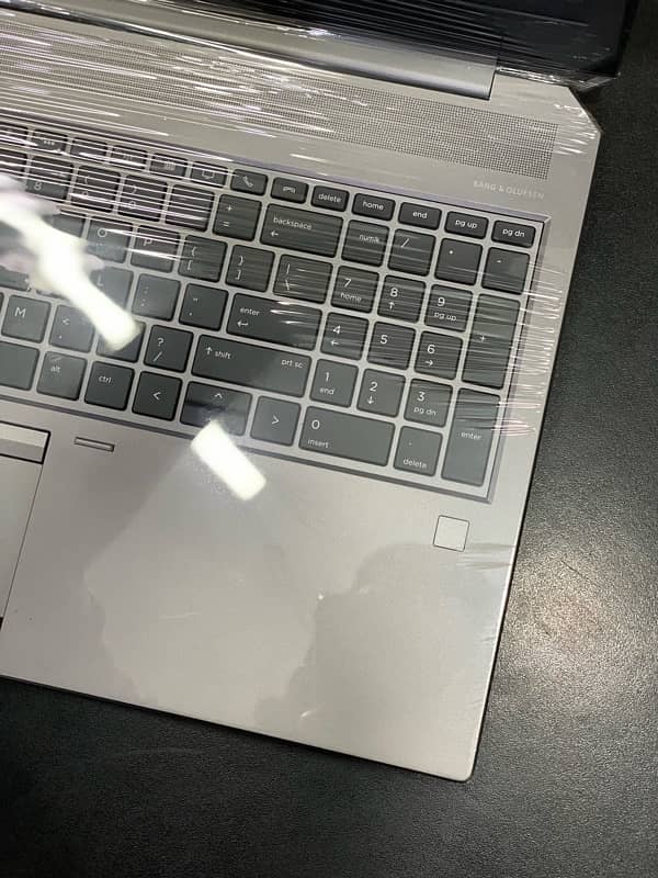 HP ZBOOK 15 G5 | core i7 8th gen H processor | 4gb GPU LAPTOP 7