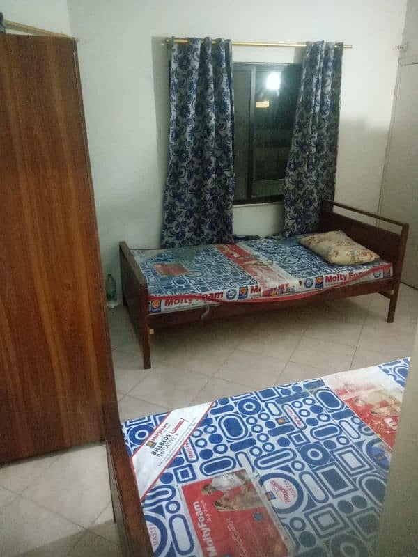 Boys Hostel near Iqra University 7