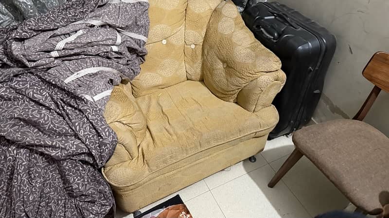 2+1+1 Sofa set for sale 4