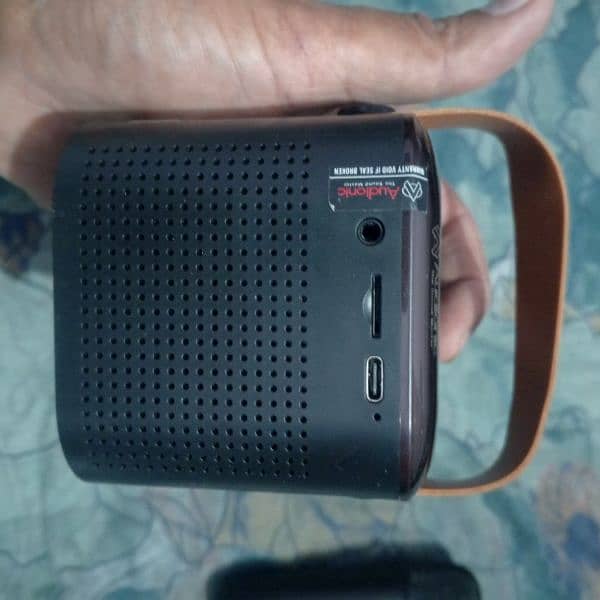small bluetoth connected speaker 2