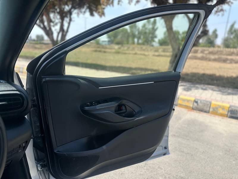 Toyota Yaris 2021 13