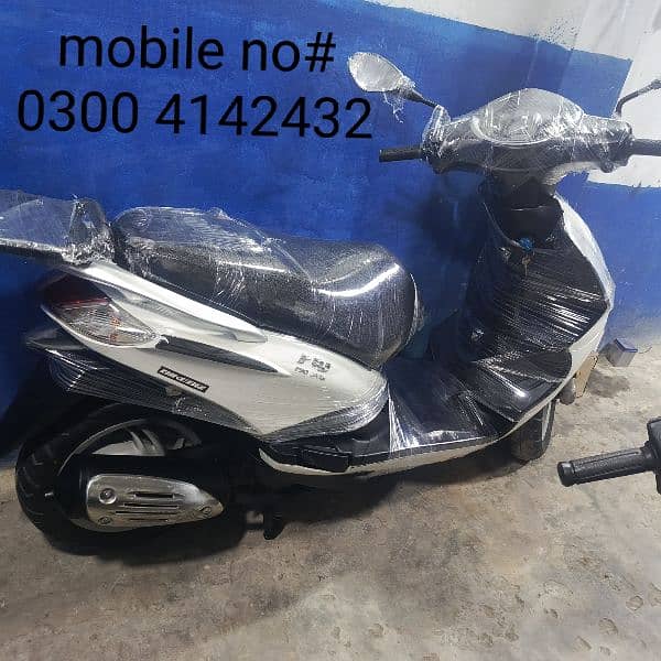 scooties available( exchange possible) 6