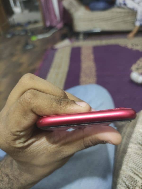 i. phone 11 good condition less scratches 2