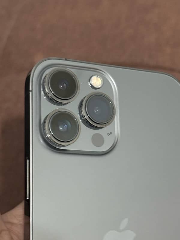 13 Pro Max HK Dual PTA Approved with BOX 128gb 3