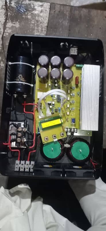 A6i quality ke solar inverter available hain delivery all ovr pakistan 0