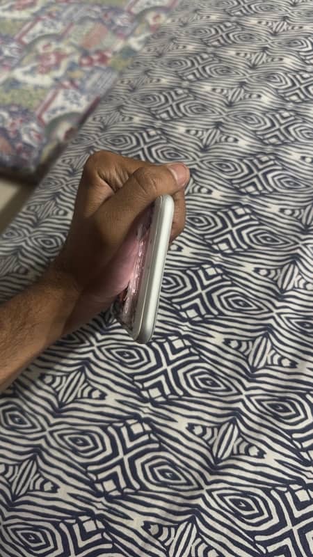 iphone 8+ pta approved 3