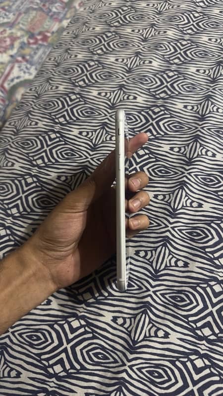 iphone 8+ pta approved 6