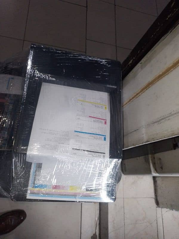 HP LaserJet Pro 200 M251nw 2