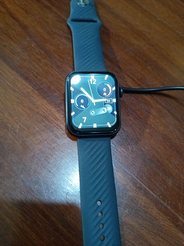 itel Smart watch calling watch full box 2