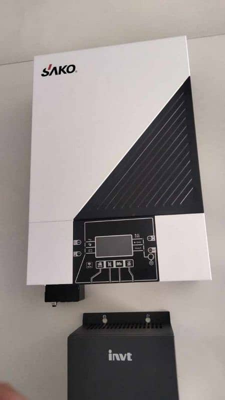 Sako Sunnon IV 4.2 kw PV 5000 Hybrid Solar Inverter 0