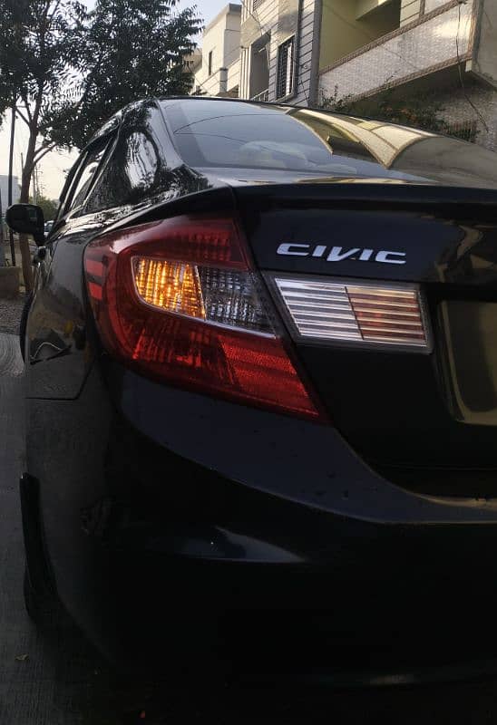 Honda Civic 2015 8