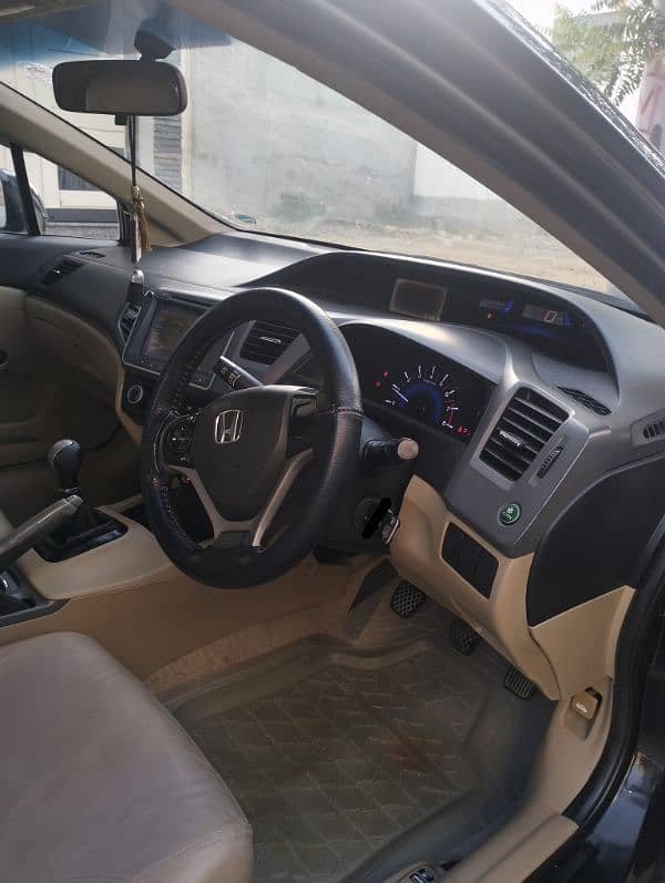 Honda Civic 2015 10