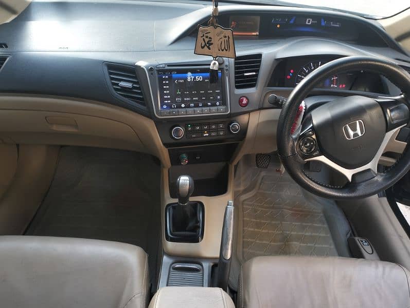 Honda Civic 2015 11
