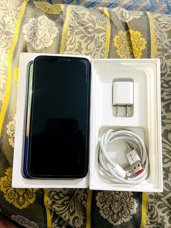 iphone x 256GB PTA aproved urgent sale 4