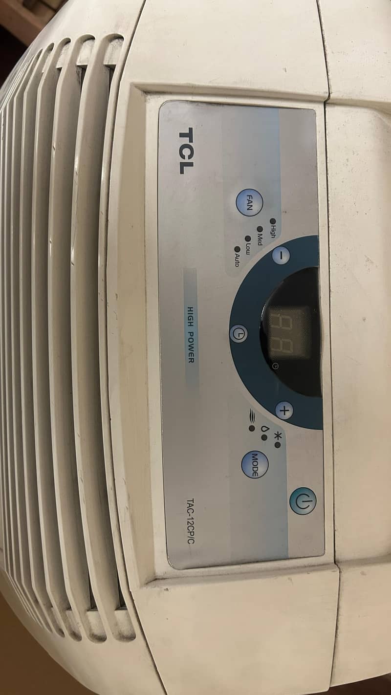 Used 1 Ton Portable Air Conditioner for Sale – 12,000 BTU 1