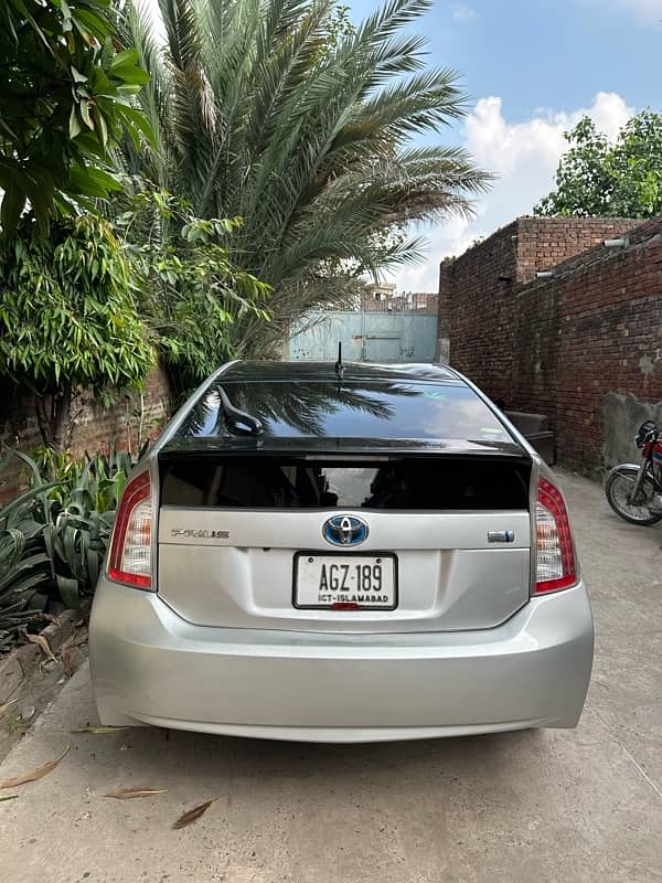 Toyota Prius 2014 11