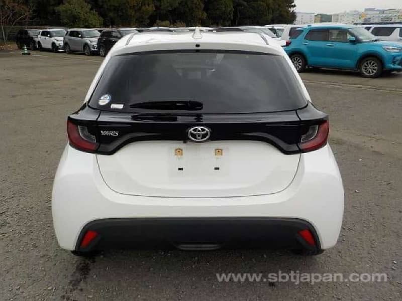Toyota Yaris 2022 3.5 Grade May-25 Passo swift cultus 2021 2024 2020 18