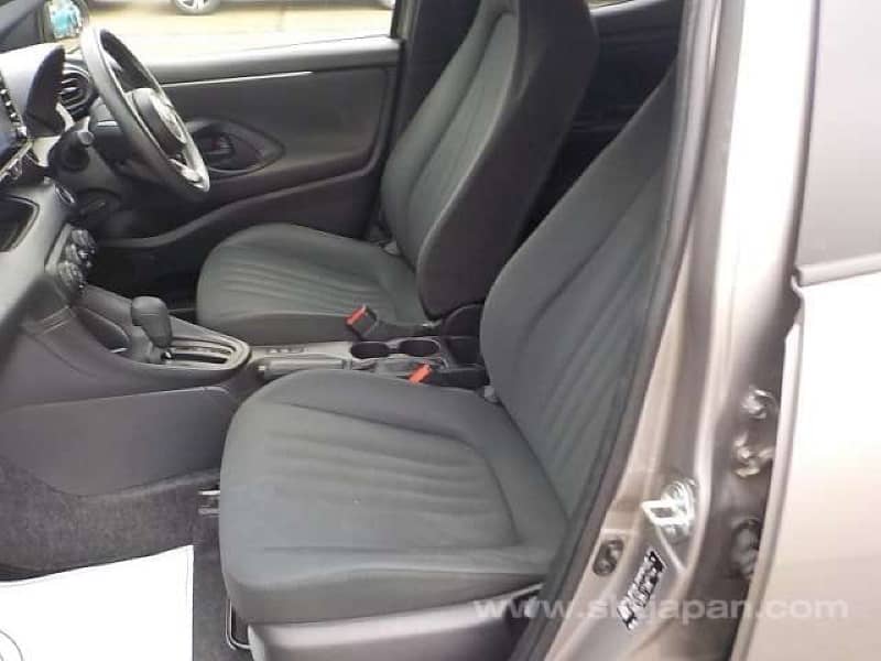 Toyota Yaris 2022 3.5 Grade May-25 Passo cultus swift 2020 2021 2023 12