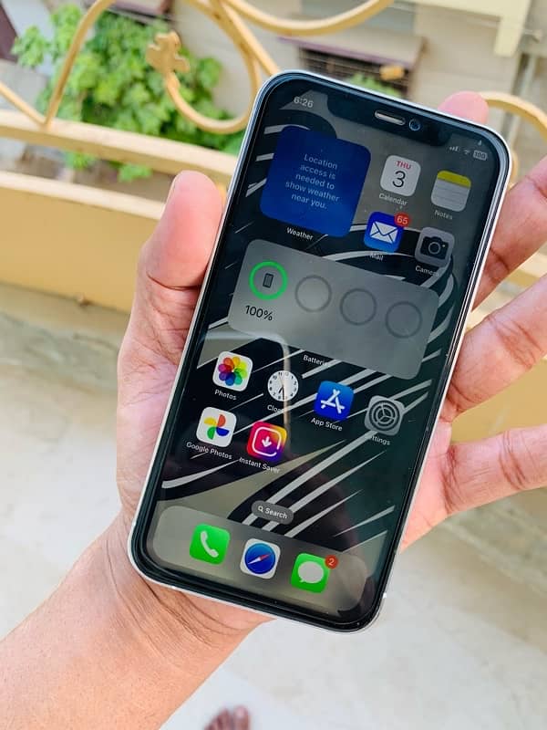 iPhone XR Duel PTA approved (All ok 10/10 Condition) 3