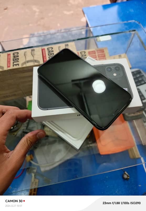 iPhone 11 jv 10 x 10 condition urgent Sale water pack with box 1