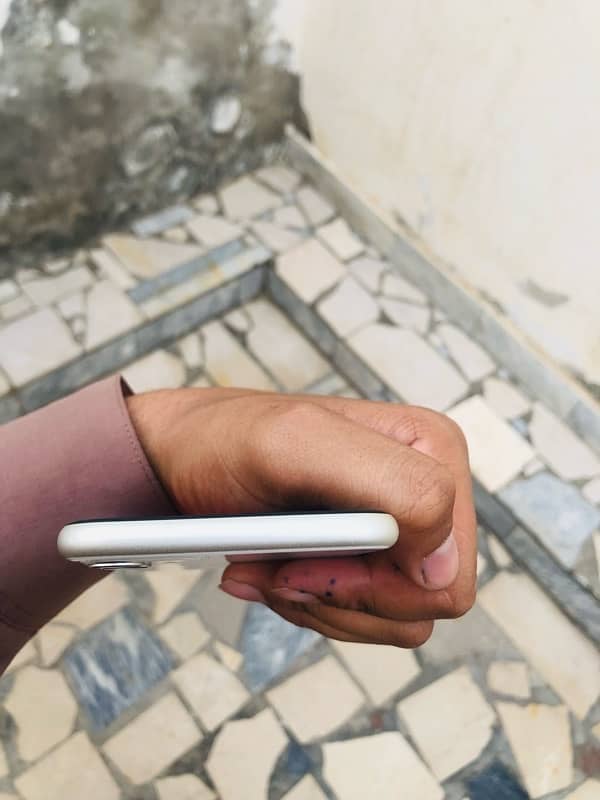 Iphone 11 64 gb JV waterpack 0