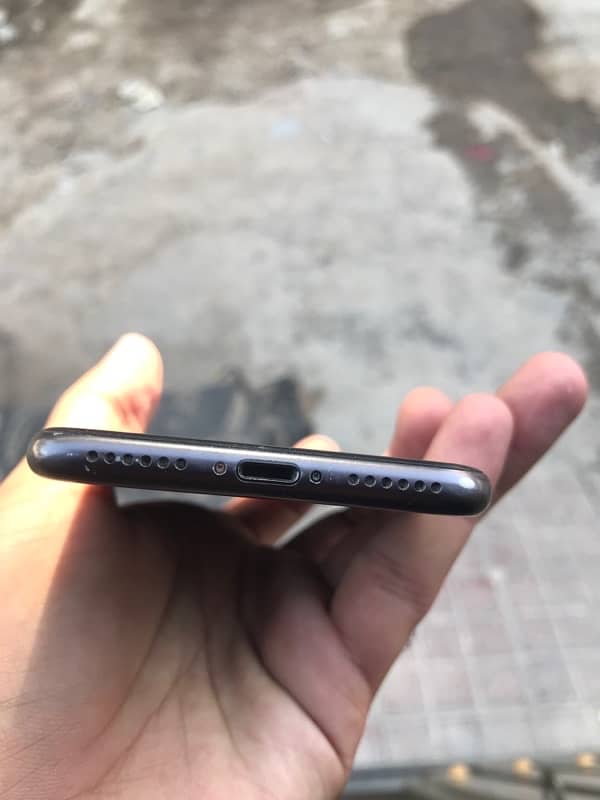 iPhone 8 Non PTA BP 5