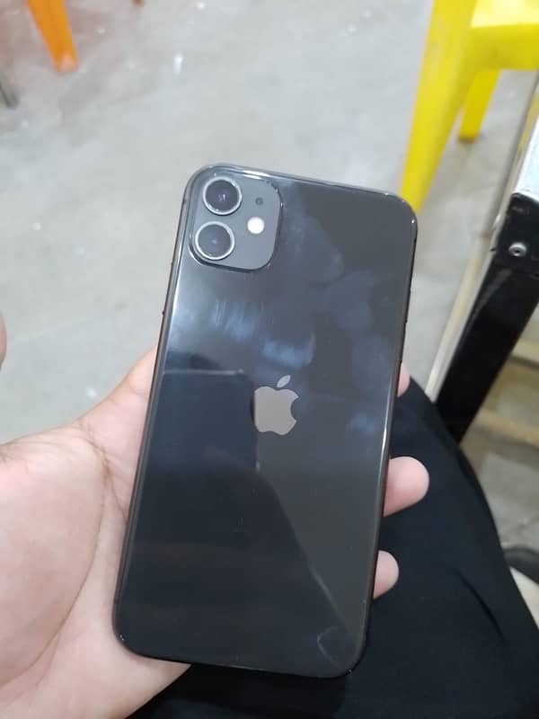 iphone 11 64GB jv 84% battery health LLA 10/10 5