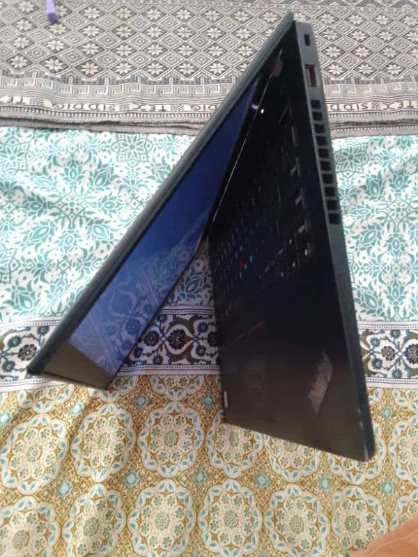 Lenovo x390 8th Gen 3