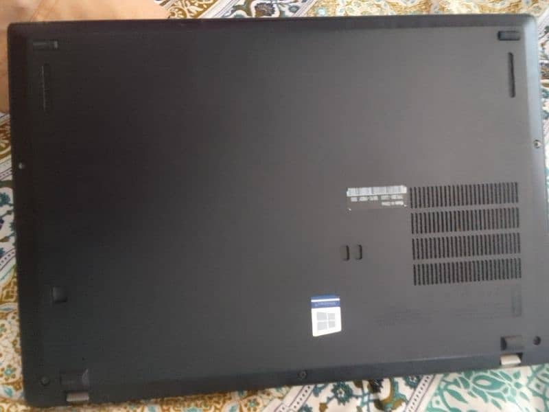 Lenovo x390 8th Gen 4
