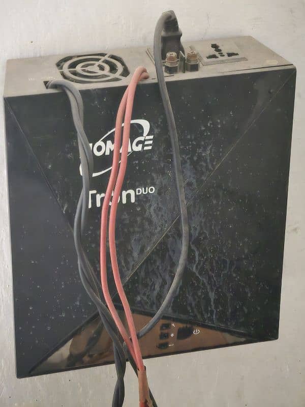 Home Age 1000w ups 0