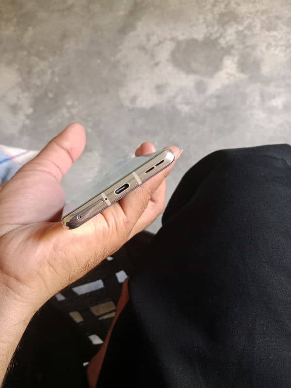 OnePlus 8 2
