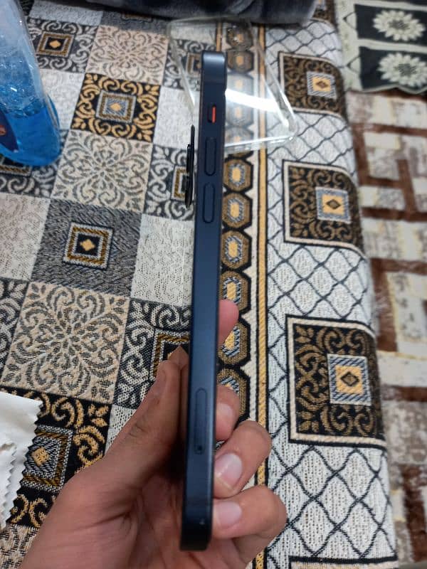 12 jv 64gb 10/10 sealed 1