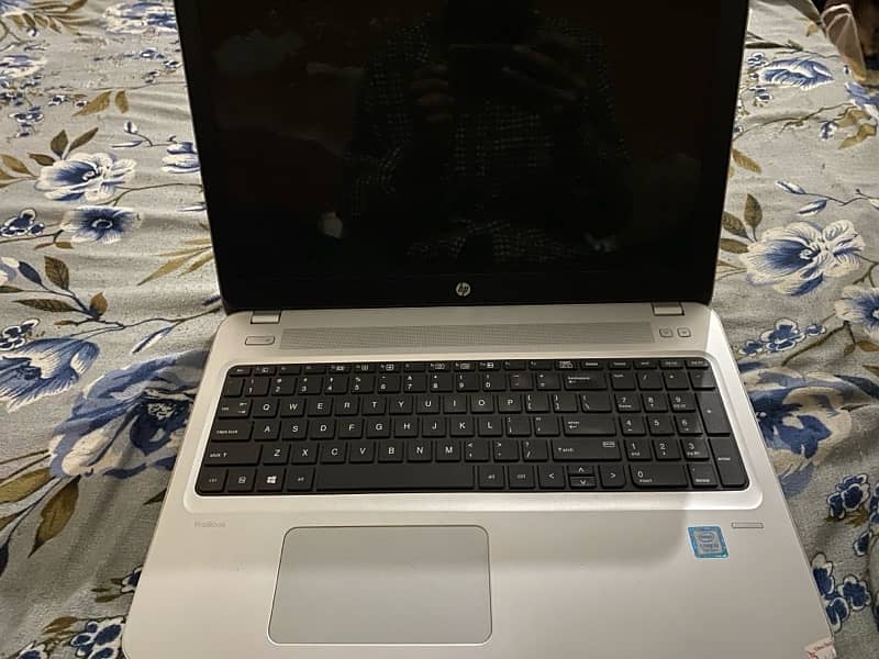 Hp probook i3 7th generation 4