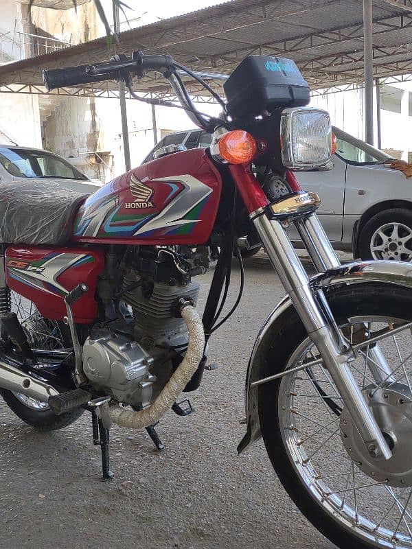 Honda 125 2023 model Karachi numbr 2
